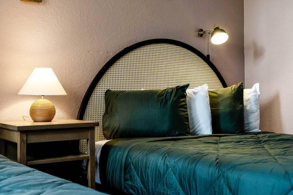 Designer Corner Suite 3Br/2Ba - Disney, Universal, Convention Center & Seaworld ออร์ลันโด ภายนอก รูปภาพ