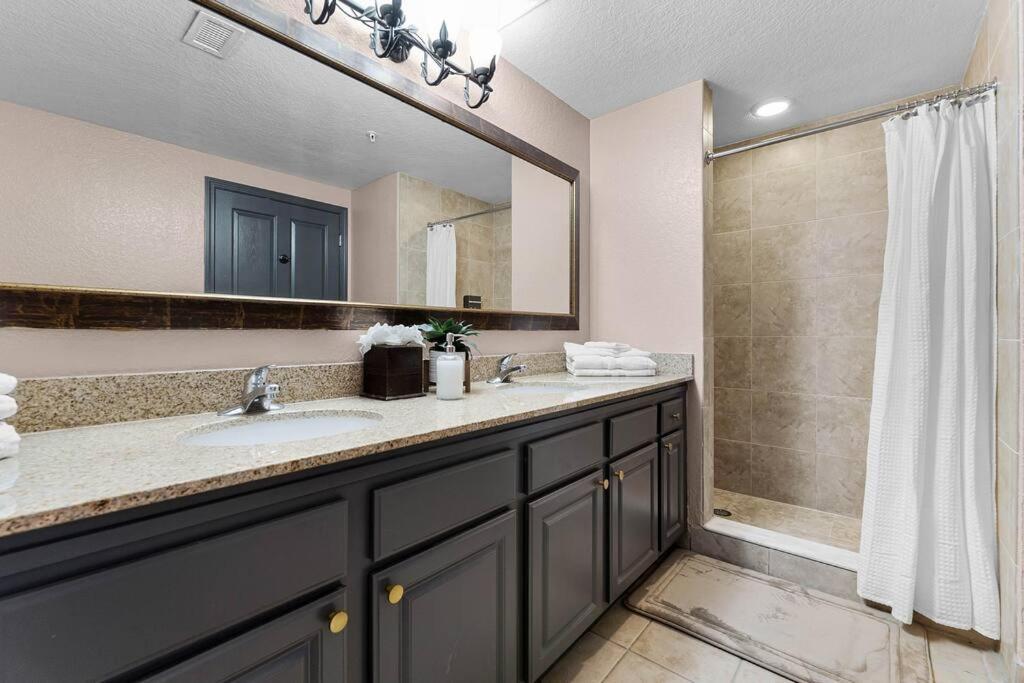 Designer Corner Suite 3Br/2Ba - Disney, Universal, Convention Center & Seaworld ออร์ลันโด ภายนอก รูปภาพ